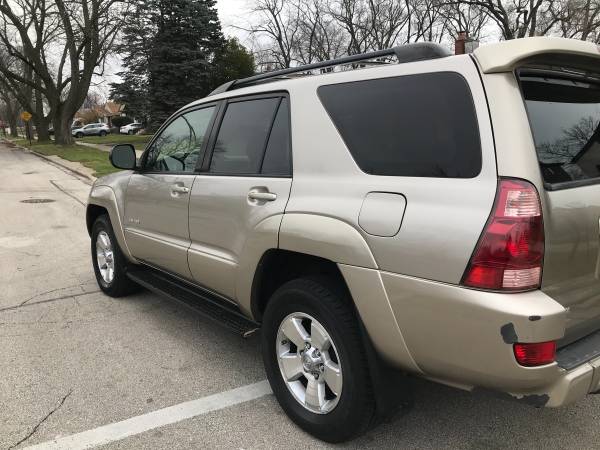 2005 Toyota 4Runner SR5 - cars & trucks - by owner - vehicle... for sale in Blue Island, IL – photo 3