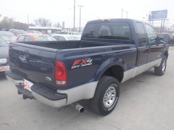 2004 Ford F-250 XLT - - by dealer - vehicle automotive for sale in Des Moines, IA – photo 3