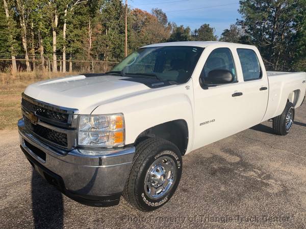 *Chevrolet* *2500HD CREW CAB 4DR 4x4 JUST 18k MILES* *O - cars &... for sale in FRANKLINTON, RI – photo 8