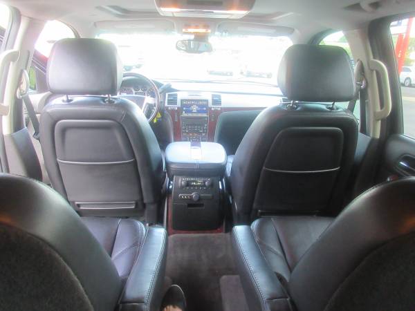 2008 CADILLAC ESCALADE PREMIUM AWD BLACK ON BLACK 1-OWNER 110k for sale in Little Rock, AR – photo 22
