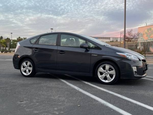 Clean 1 Owner 2010 Toyota Prius V - 76K Miles Tech Pkg Free Warranty for sale in Escondido, CA – photo 18