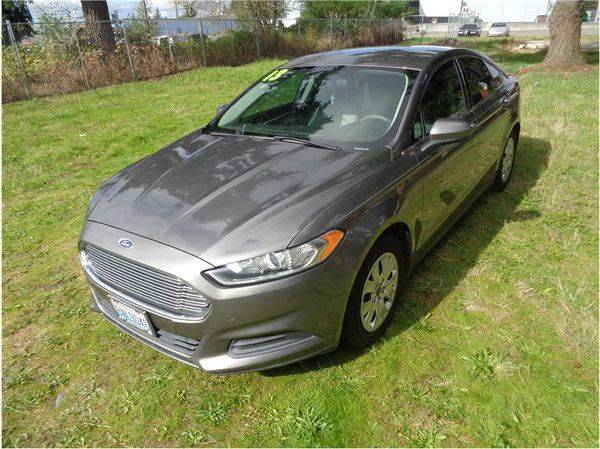 2013 Ford Fusion S Sedan 4D FREE CARFAX ON EVERY VEHICLE! for sale in Lynnwood, WA – photo 4