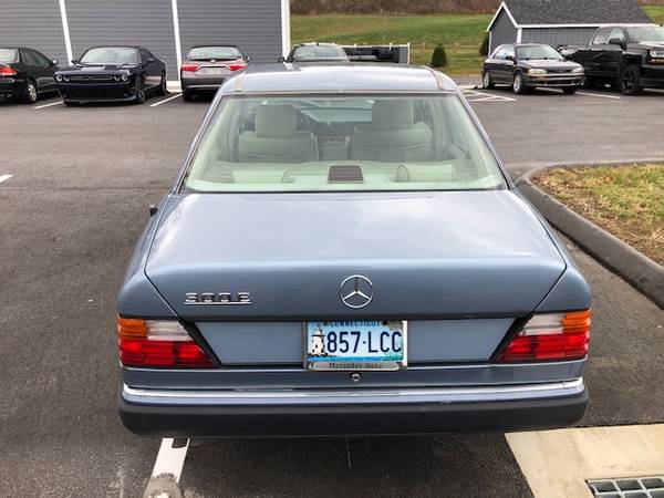 Classic Mercedes-Benz 300E - cars & trucks - by owner - vehicle... for sale in Woodbury, CT – photo 5