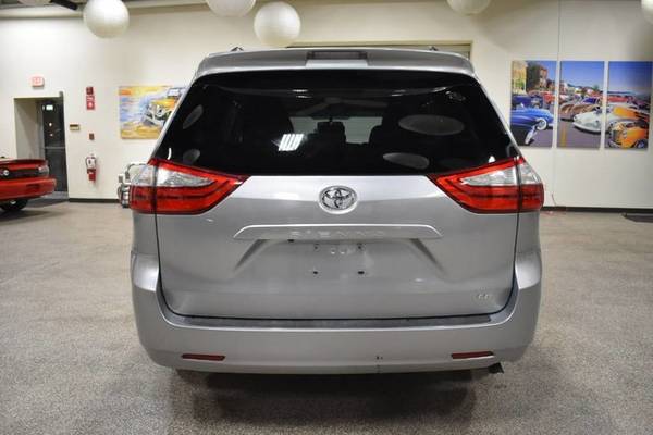 2015 Toyota Sienna LE for sale in Canton, MA – photo 7