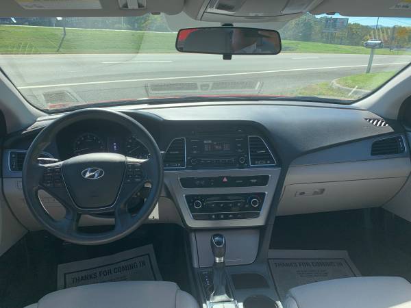 2017 Hyundai Sonata 2.4L SE*Clean Title*Run and Drive Perfect*82K -... for sale in Vinton, VA – photo 18