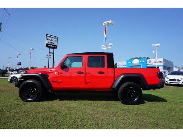 2020 Jeep Gladiator Sport S - cars & trucks - by dealer - vehicle... for sale in Brownsville, TN – photo 8