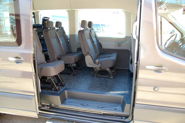 HANDICAP ACCESSIBLE WHEELCHAIR LIFT EQUIPPED VAN.....UNIT# 2293FHT -... for sale in Charlotte, NC – photo 11