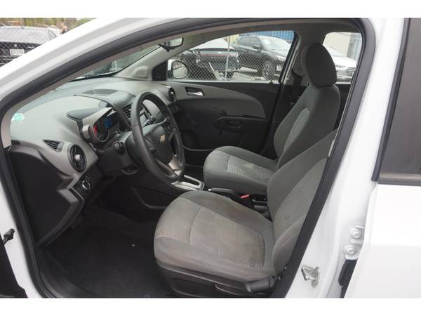2013 Chevrolet Chevy Sonic 4dr Sdn Auto LS - - by for sale in Knoxville, TN – photo 12