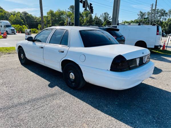 2003 Ford Crown Victoria Police Private Sale Title In Hand - cars & for sale in Jacksonville, FL – photo 3
