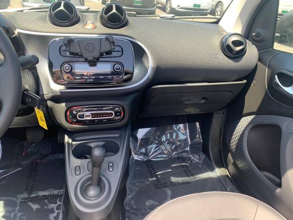 2017 smart Fortwo Electric Drive Convertible EV specialist for sale in Daly City, CA – photo 24