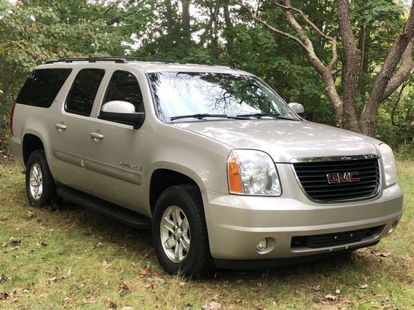 2008 GMC YUKON XL LOADED LEATHER MOONROOF! 140K EXCEL IN/OUT! E-85 GAS for sale in Copiague, NY – photo 14