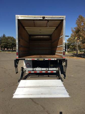 2017 FREIGHTLINER M2 20' BOX TRUCK BIG ALUMINUM LIFT *CARB... for sale in Fairfield, WA – photo 6