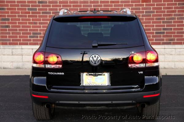2009 *Volkswagen* *Touareg 2* *4dr VR6* Black Uni for sale in Stone Park, IL – photo 14