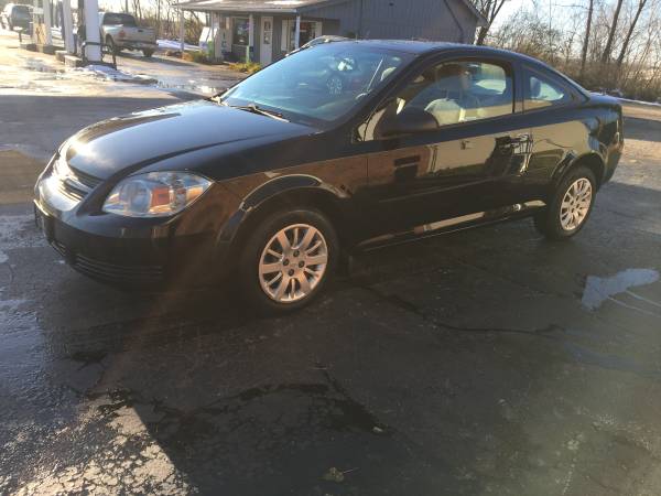 2010 Chevy Cobalt LS 2 dr NEW TIRES NO RUST HERE! for sale in Painesville , OH – photo 2