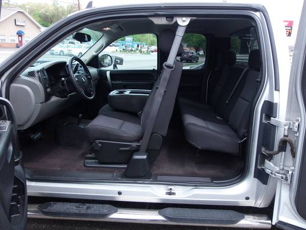 2010 Chevrolet Silverado 1500 4WD - - by dealer for sale in Roanoke, VA – photo 13