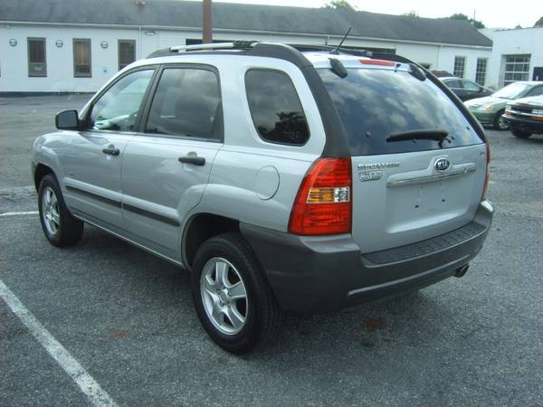 2007 Kia Sportage LX I4 4WD - cars & trucks - by dealer - vehicle... for sale in Fogelsville, PA – photo 3