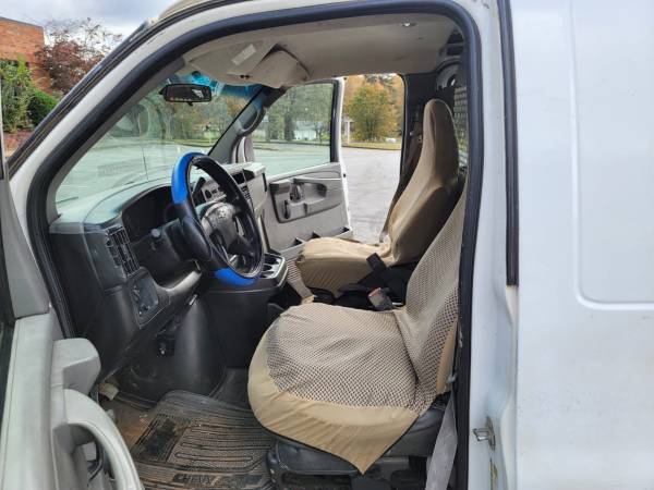 2005 Chevy Express Van 2500 HD - cars & trucks - by owner - vehicle... for sale in Lilburn, GA – photo 8