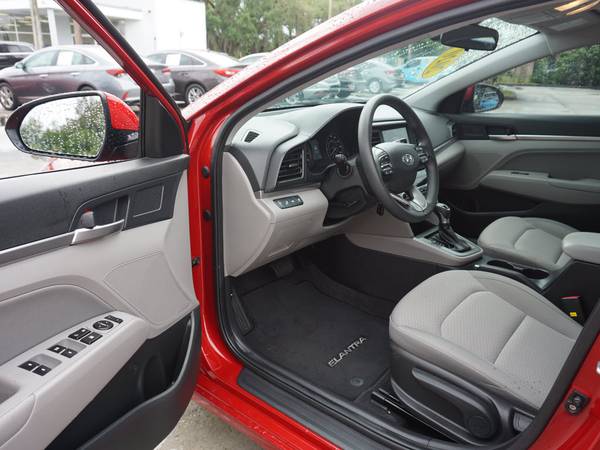 2020 Hyundai Elantra SEL - - by dealer - vehicle for sale in Melbourne , FL – photo 9