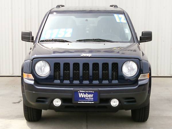 2012 Jeep Patriot-NICE RIDE! RUNS AND DRIVES EXCELLENT! for sale in Silvis, IA – photo 4