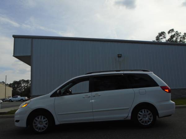 TOYOTA SIENNA mini VAN LE - cars & trucks - by dealer - vehicle... for sale in Gainesville, FL – photo 16