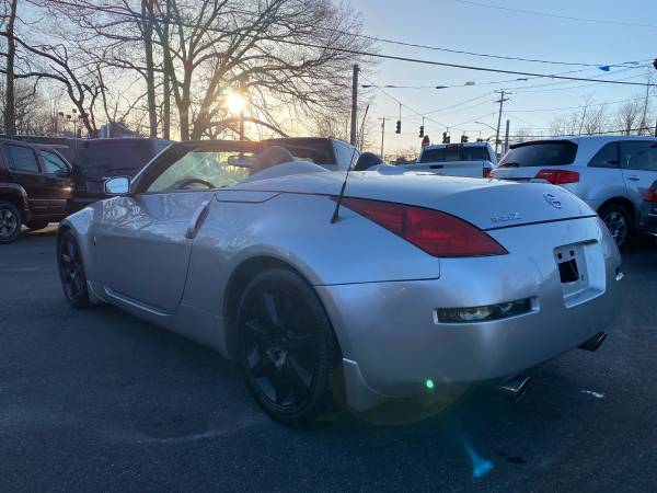 2004 Nissan 350Z Touring Roadster 6 Speed RWD Excellent Condition for sale in Centereach, NY – photo 7