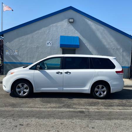 2013 TOYOTA SIENNA (Clean Title) for sale in Long Beach, CA – photo 8
