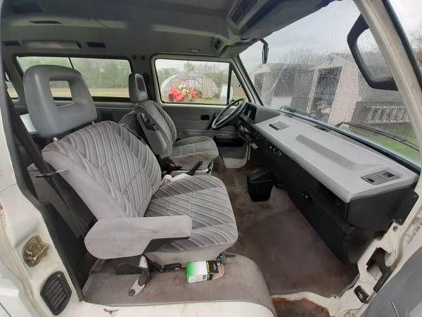 Volkswagon Vanagon GL 1989 great shape 6500 - - by for sale in Hanover, MI – photo 5