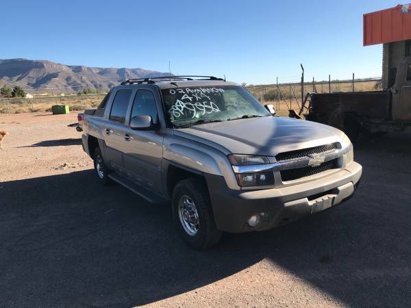 2002 Avalanche 4x4 2500 HD - cars & trucks - by dealer - vehicle... for sale in Alamogordo, NM – photo 4