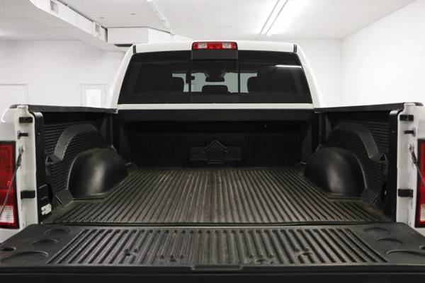 HEMI - 6 PASSENGER LIFTED White 2019 Ram 1500 Classic SLT 4WD Crew for sale in Clinton, MO – photo 13