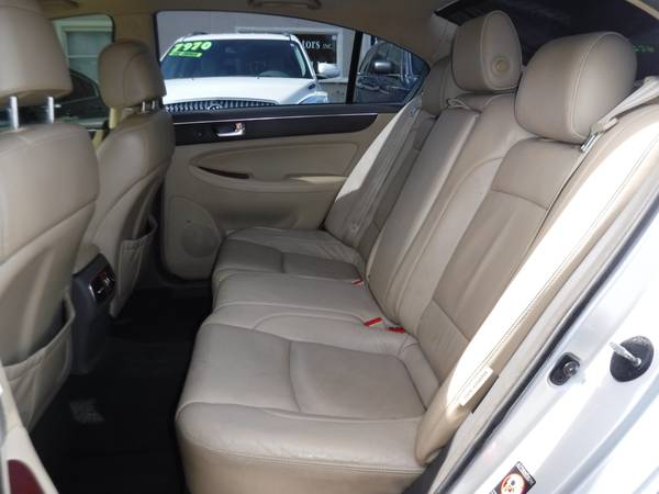 2012 Hyundai Genesis - cars & trucks - by dealer - vehicle... for sale in New Port Richey , FL – photo 7