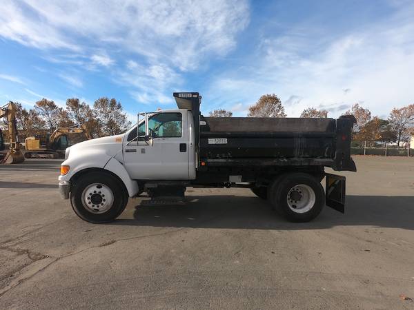 2005 FORD F650 DUMP TRUCK FOR SALE - cars & trucks - by dealer -... for sale in Vallejo, CA – photo 2