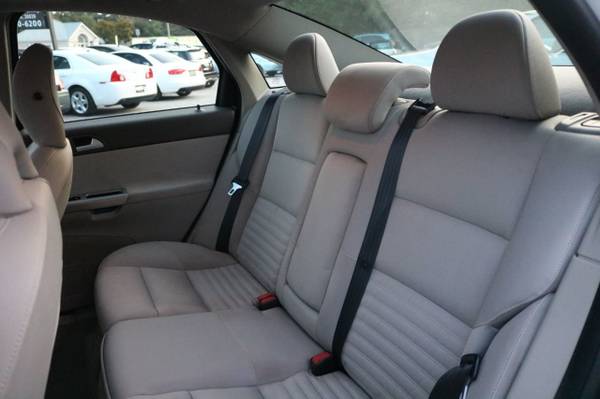 2009 *Volvo* *S40* *2.4i* - cars & trucks - by dealer - vehicle... for sale in Snellville, GA – photo 15