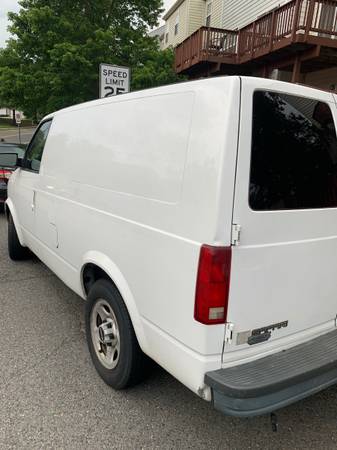 2005 GMC Safari Cargo Van - cars & trucks - by owner - vehicle... for sale in Lorton, District Of Columbia – photo 4