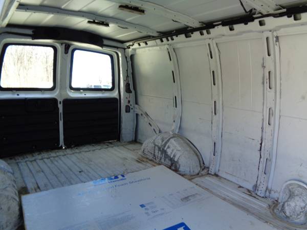 2015 Chevrolet Express 2500 Cargo Extended - - by for sale in Lunenburg , MA – photo 9