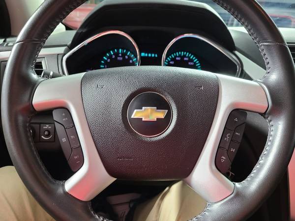2010 Chevy Chevrolet Traverse LT suv Cyber Gray Metallic - cars & for sale in Jasper, KY – photo 15