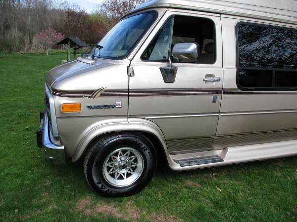 1994 GMC Vandura 2500 Conversion Van for sale in Wallingford, CT – photo 19