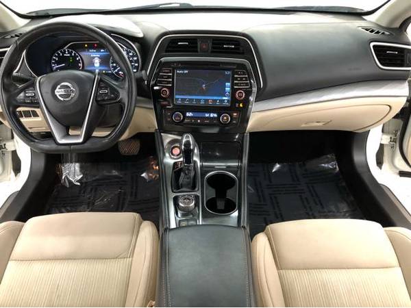 ***2017 NISSAN MAXIMA 3.5S * SPECIAL FINANCING AVAILABLE*** for sale in Hamilton, OH – photo 3