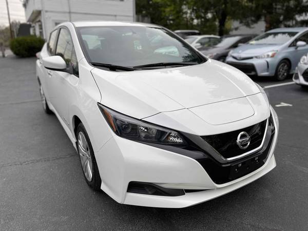 2018 Nissan LEAF S ALL ELECTRIC 151 MILES DC FAST CHARGING 16000 for sale in Walpole, MA – photo 13