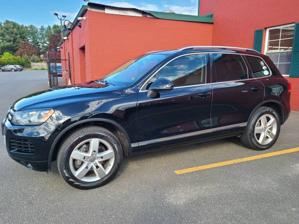 2012 VW Touareg V6 Lux 70k miles clean Carfax - - by for sale in Longmeadow, MA – photo 6