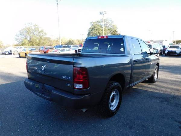 Dodge Ram Pickup 1500 ST 4dr Crew Cab V8 Used Pickup Truck Clean -... for sale in tri-cities, TN, TN – photo 4