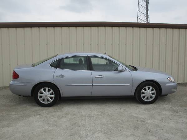 2005 Buick LaCrosse CX - - by dealer - vehicle for sale in Wilmington, OH – photo 2