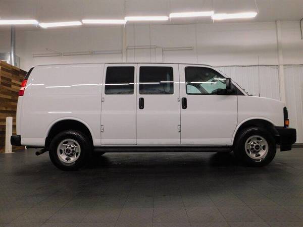 2017 GMC Savana 3500 Cargo Van/1-TON/ONLY 29, 000 MILES 3500 3dr for sale in Gladstone, OR – photo 4