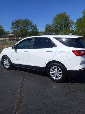 2020 Chevy Equinox for sale in Detroit, MI – photo 4