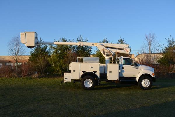 2007 Ford F750 45ft Bucket Truck - cars & trucks - by dealer -... for sale in Crystal Lake, KY – photo 9