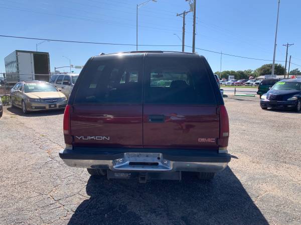 MAROON 1999 GMC YUKON for $400 Down for sale in 79412, TX – photo 6