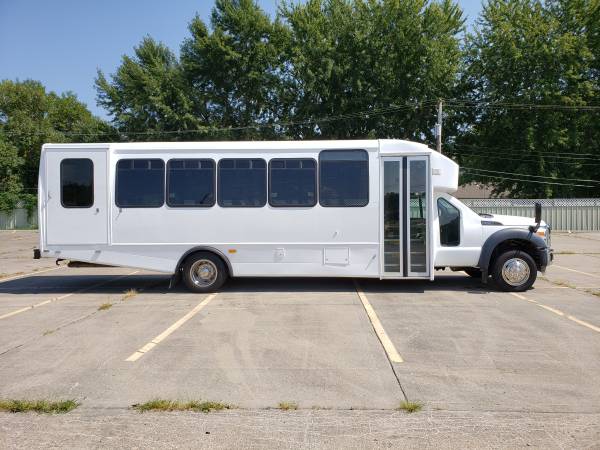 2012 F-550 Super Duty Shuttle/Party/Limo/Church Bus - cars & trucks... for sale in Oak Grove, OH – photo 2
