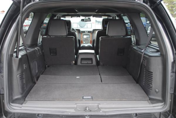 2014 Lincoln Navigator, Leather, Navi, TV, Sunroof, 4x4, Clean!!! -... for sale in Anchorage, AK – photo 22