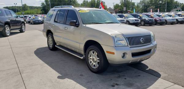 **LEATHER**2003 Mercury Mountaineer 4dr 114 WB Convenience w4.6L AWD for sale in Chesaning, MI – photo 3
