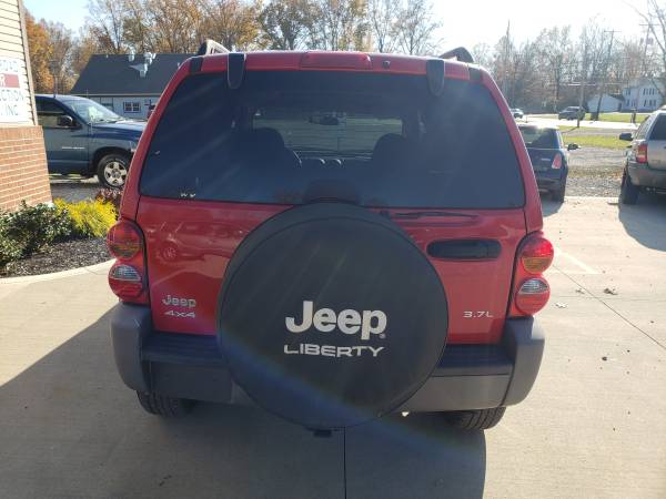 2004 Jeep Liberty Sport, V6, 4x4 only 108k miles - cars & trucks -... for sale in Ravenna, OH – photo 4