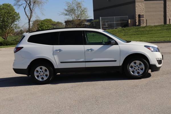 2017 Chevrolet Traverse LS 39K MILES ONLY - - by for sale in Omaha, NE – photo 7